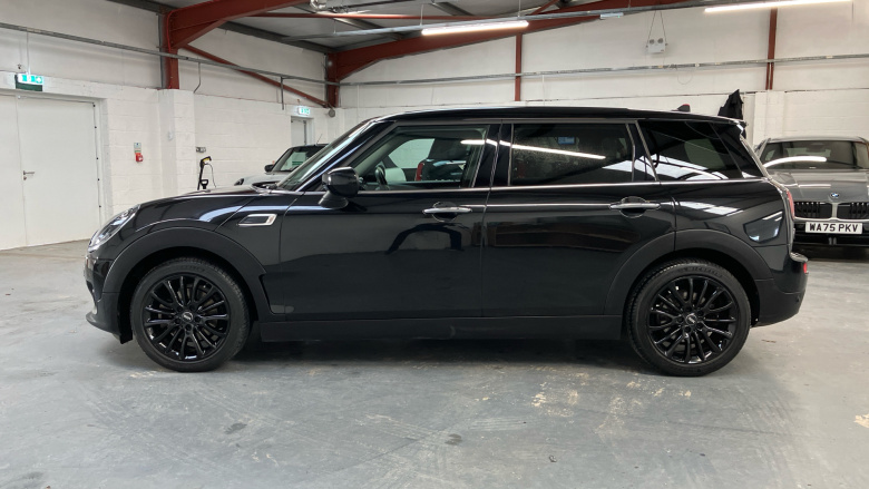 MINI Clubman 1.5 Cooper Exclusive 6dr Auto [Comfort/Nav+ Pack] Petrol Estate